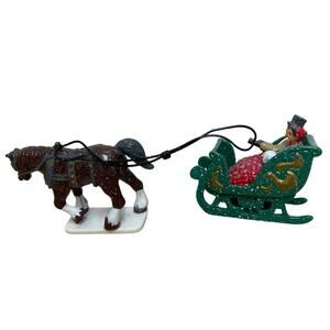 1997 Trendmasters The Magic of Main St Replacement Part Horse Sled with Couple